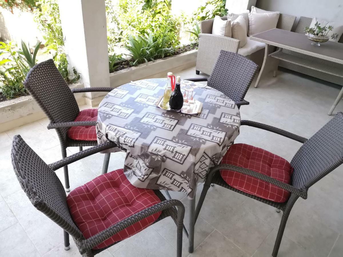 Apartman Nikola ดูบรอฟนิก ภายนอก รูปภาพ